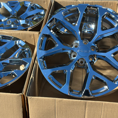 22X9 Chrome - Fits Chevrolete Silverado 1500,  Tahoe, Suburban, Avalanche, Express Van 1500 GMC Sierra K1500, Safari, Savanna Van, Yukon, Denali Cadillac Escalade